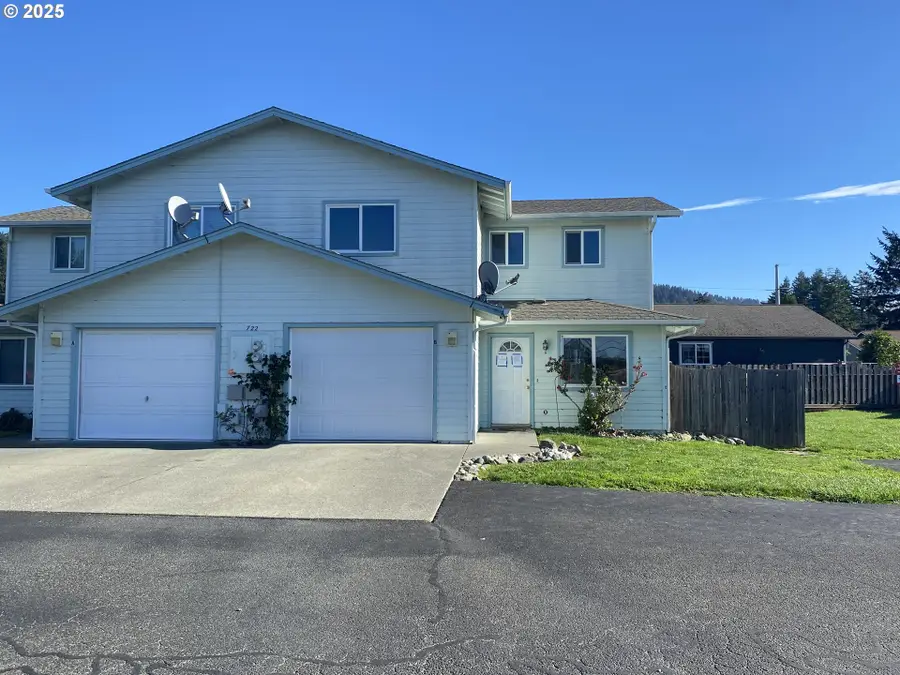722 Pioneer Rd #A, Brookings, OR 97415 - Image #2