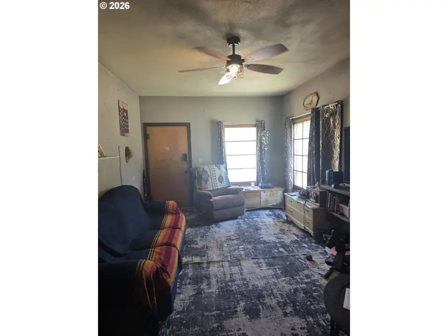 2790 Carter St, Baker City, OR 97814 - #2