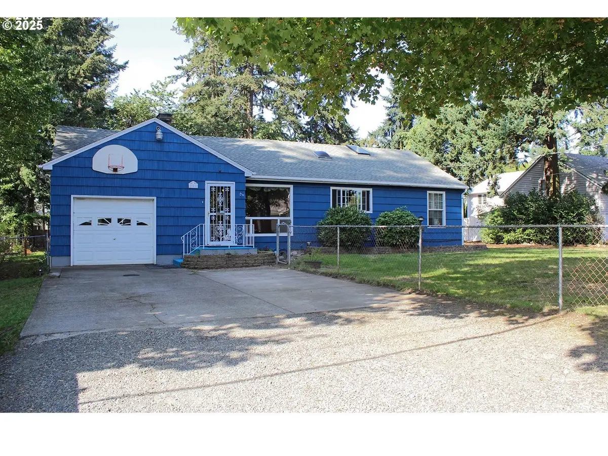 307 SE 127th Ave, Portland, OR 97233 - Image #1