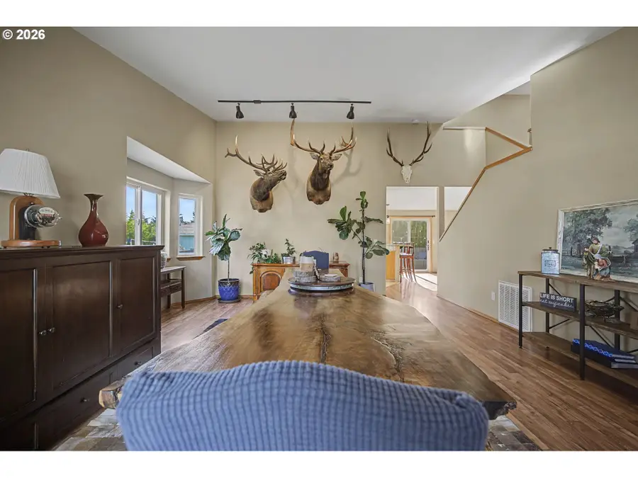 620 SE 11th Cir, Troutdale, OR 97060 - Image #3