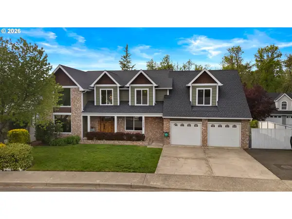 1322 NW Domenico Dr, Roseburg, OR 97471