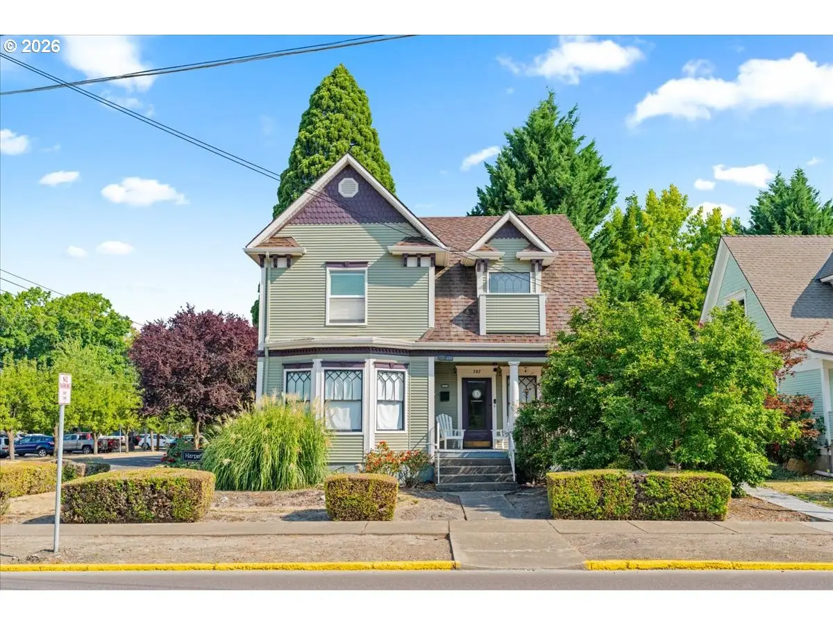 707 NE 5th St, McMinnville, OR 97128 - #1