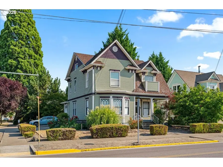 707 NE 5th St, McMinnville, OR 97128 - #3