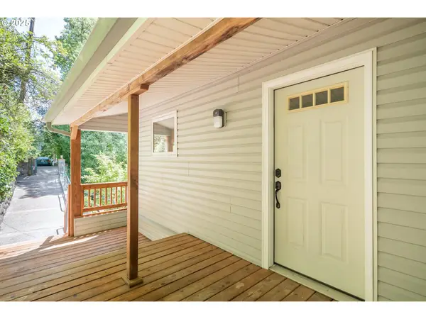 1120 SW Broadway Dr, Portland, OR 97201