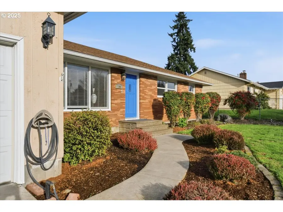 706 NW 85th St, Vancouver, WA 98665 - Image #2