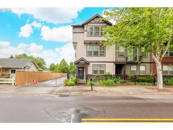 3497 SE Brookwood Ave, Hillsboro, OR 97123