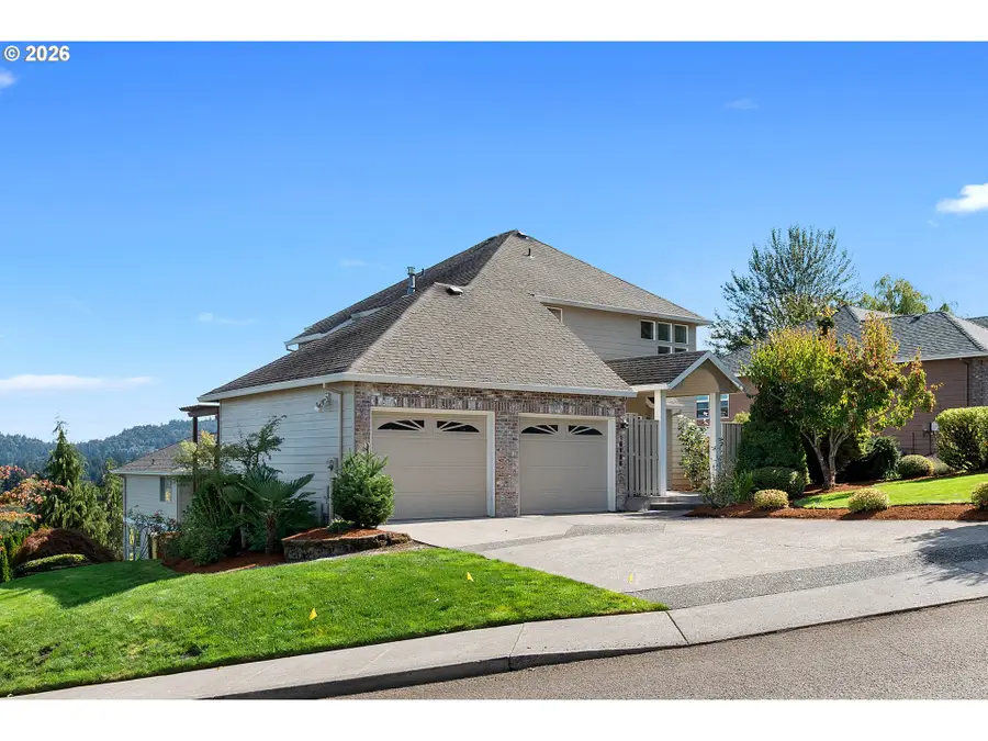 16436 SE Meadowland Ct, Portland, OR 97236 - #2