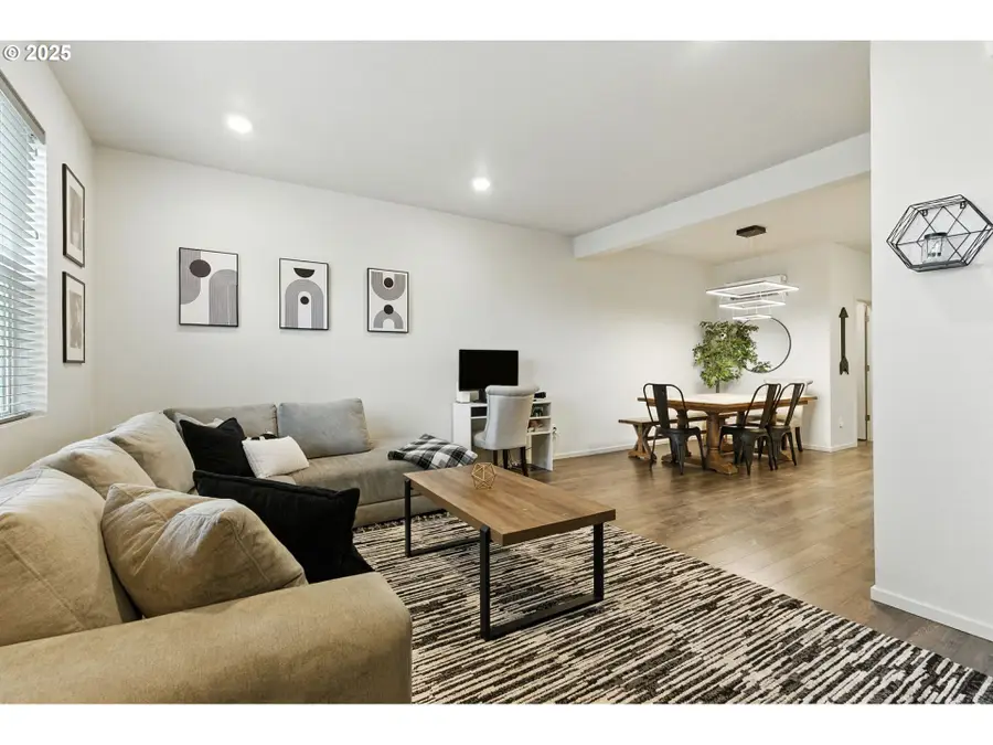 627 NE 72nd St, Vancouver, WA 98665 - Image #3