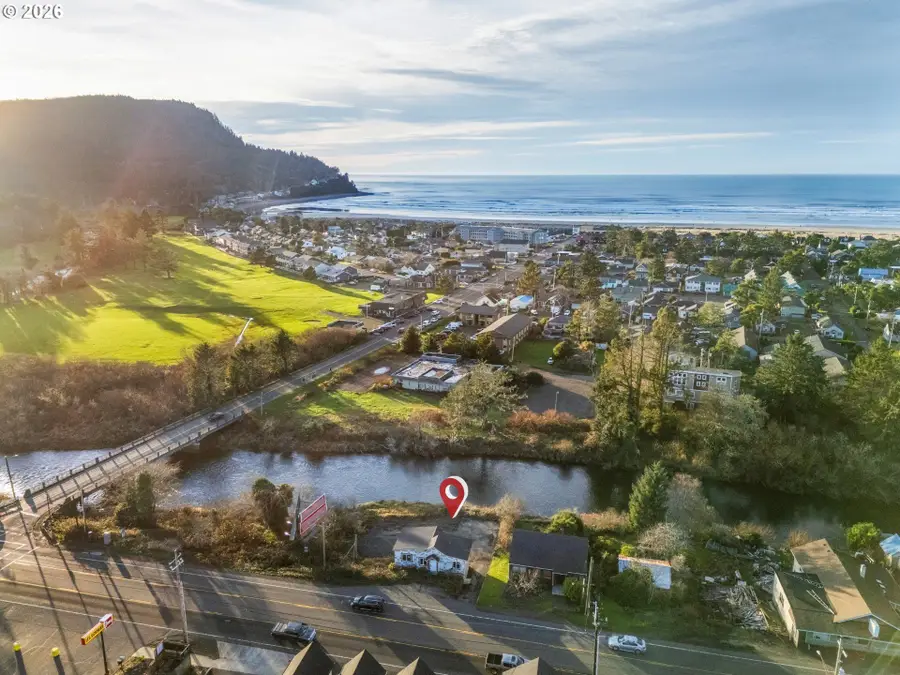 2100 S Roosevelt Dr, Seaside, OR 97138 - Image #2