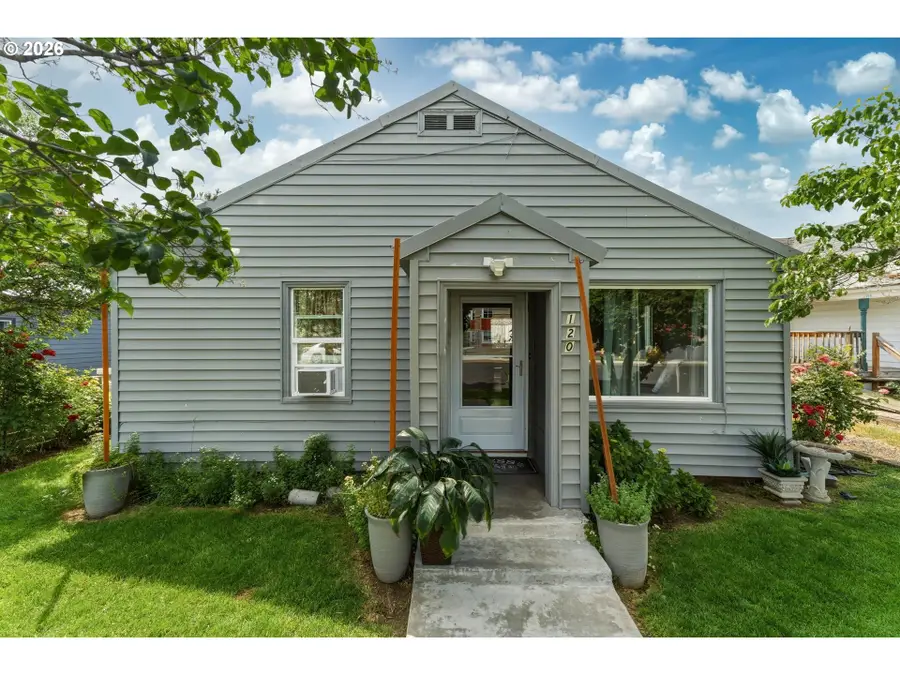 120 SE 11th Ave, Milton Freewater, OR 97862 - #3