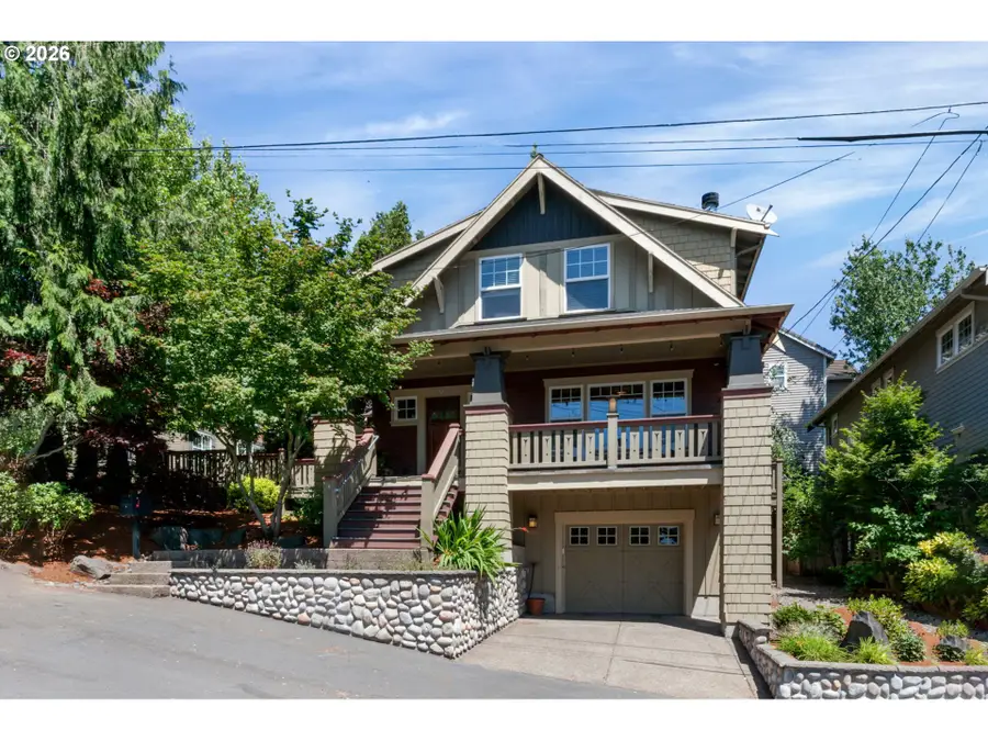 2939 SW Custer St, Portland, OR 97219 - #3