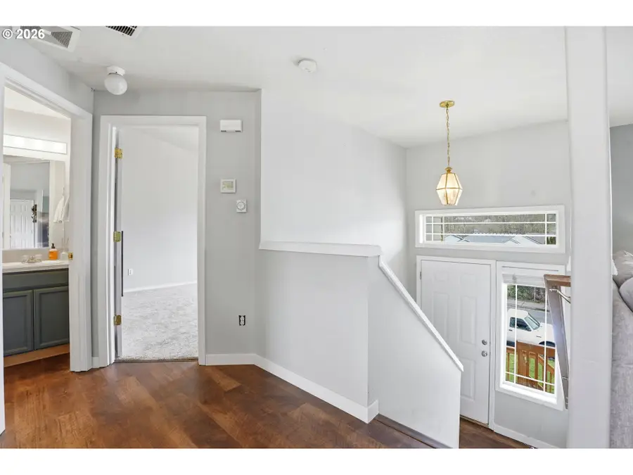 7601 NE 64th Cir, Vancouver, WA 98662 - #2