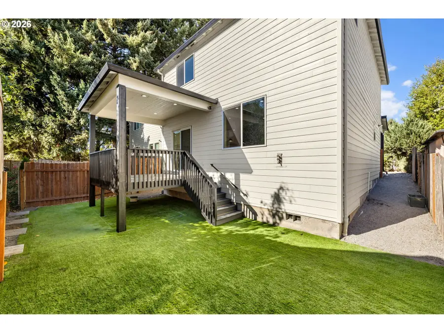 5909 NE 56th Cir, Vancouver, WA 98661 - #3
