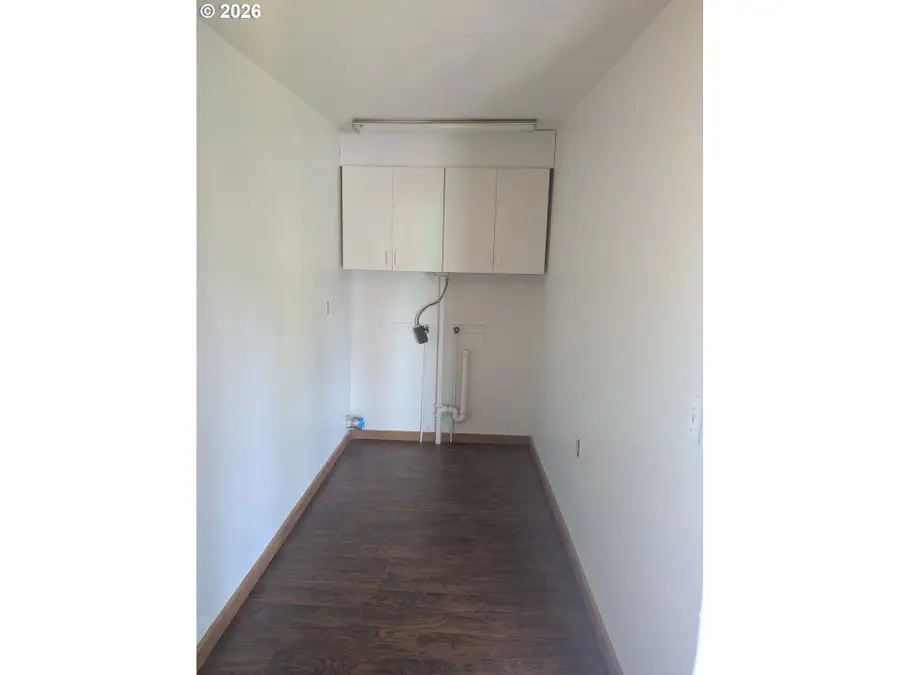 1116 7th St, Florence, OR 97439 - #2