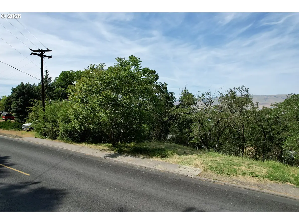 0 E Scenic Dr, The Dalles, OR 97058 - #1
