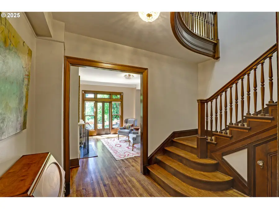 2141 NW Davis St #302, Portland, OR 97210 - Image #2