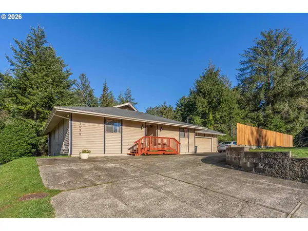 2595 Brussells St, NorthBend, OR 97459