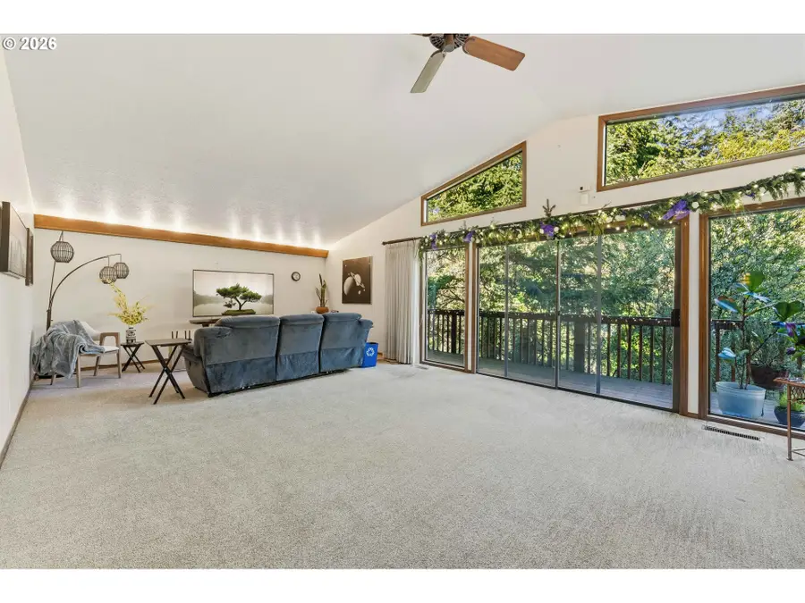 2595 Brussells St, North Bend, OR 97459 - Image #3