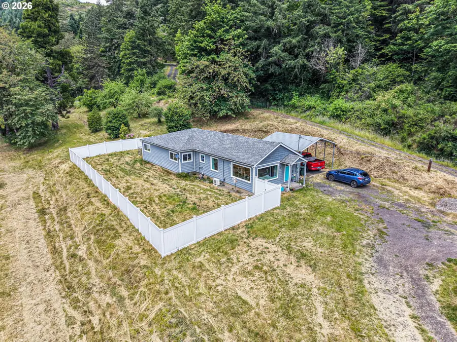 8935 State Highway 38, Drain, OR 97435 - #2