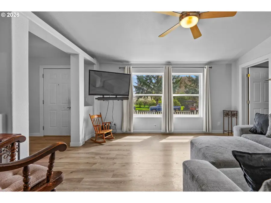 185 Frantz St, Saint Helens, OR 97051 - #3