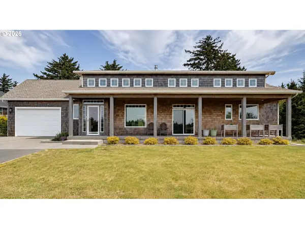 33032 Pacific Bellevue Ln, Warrenton, OR 97146