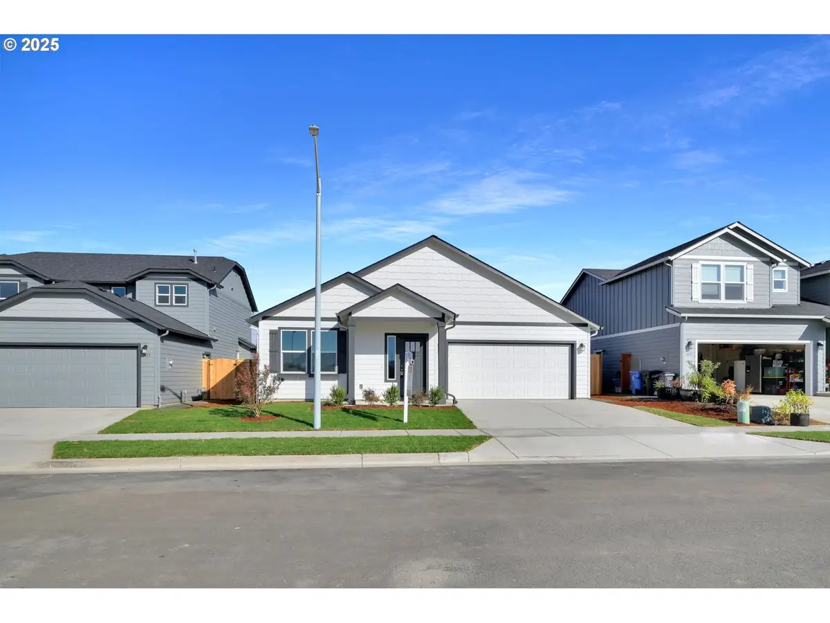 5645 Magnificence Way, Eugene, OR 97402 - Image #1