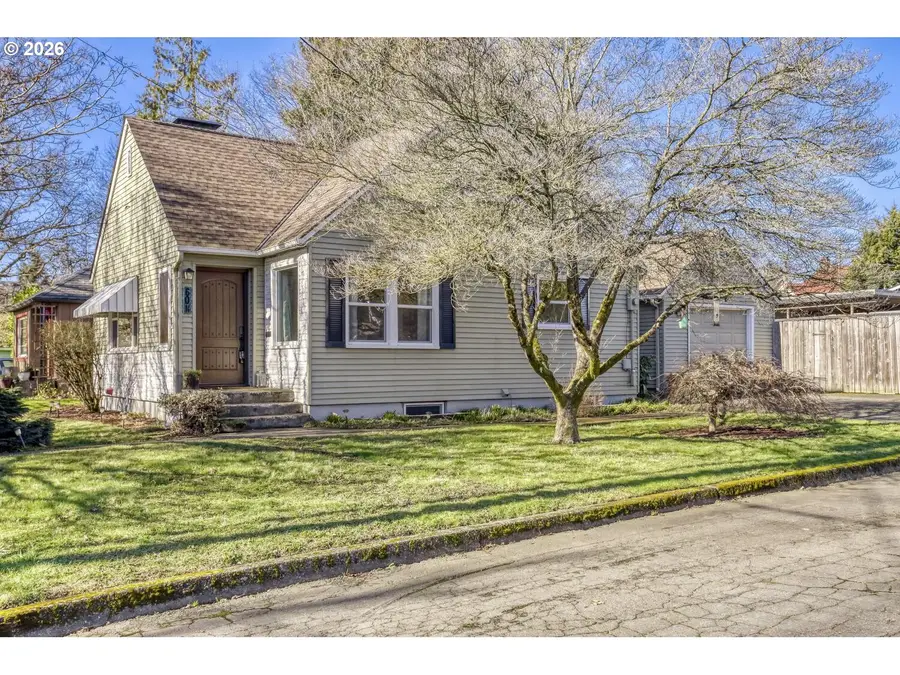 608 E 27th St, Vancouver, WA 98663 - #2