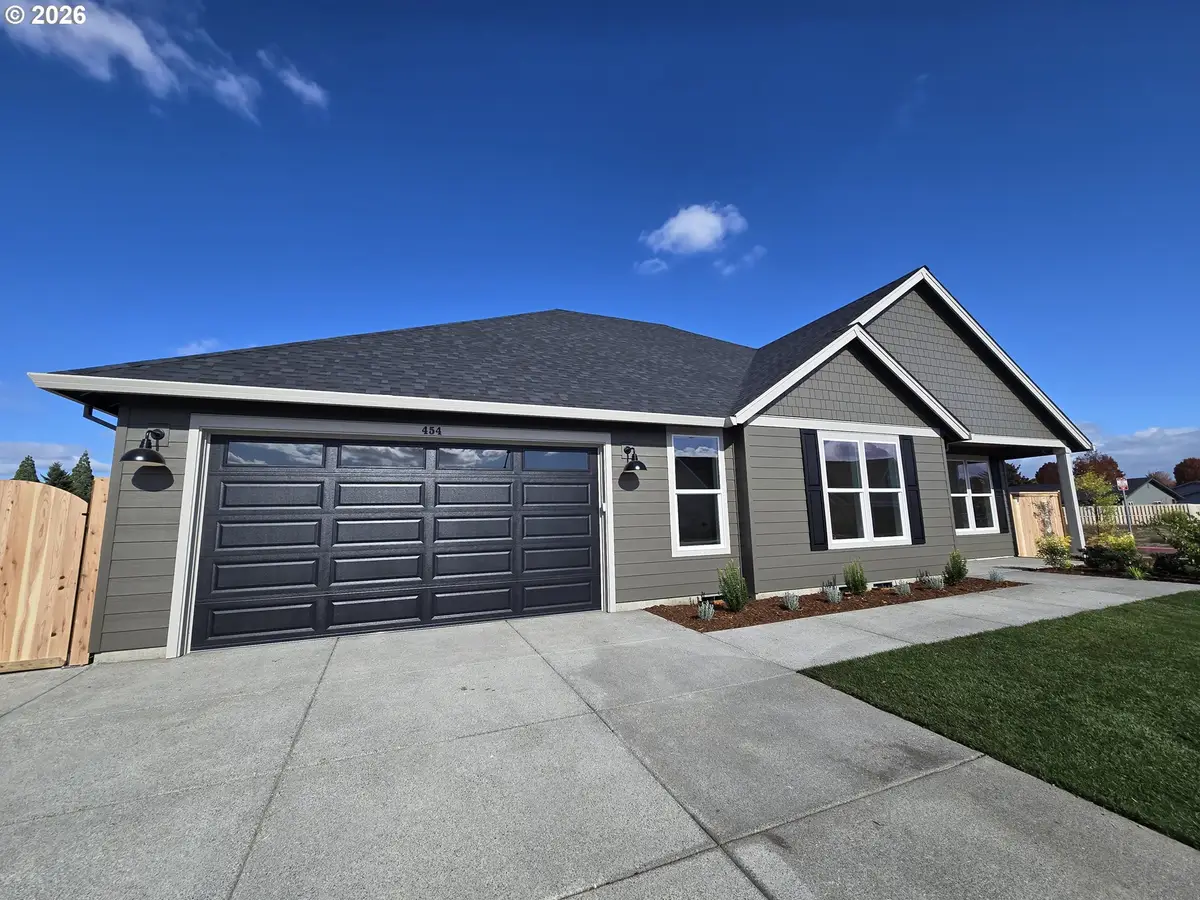 454 SW 15th St, Canby, OR 97013 - #1