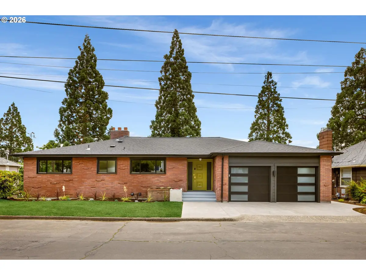 7300 NE Sacramento St, Portland, OR 97213 - #1