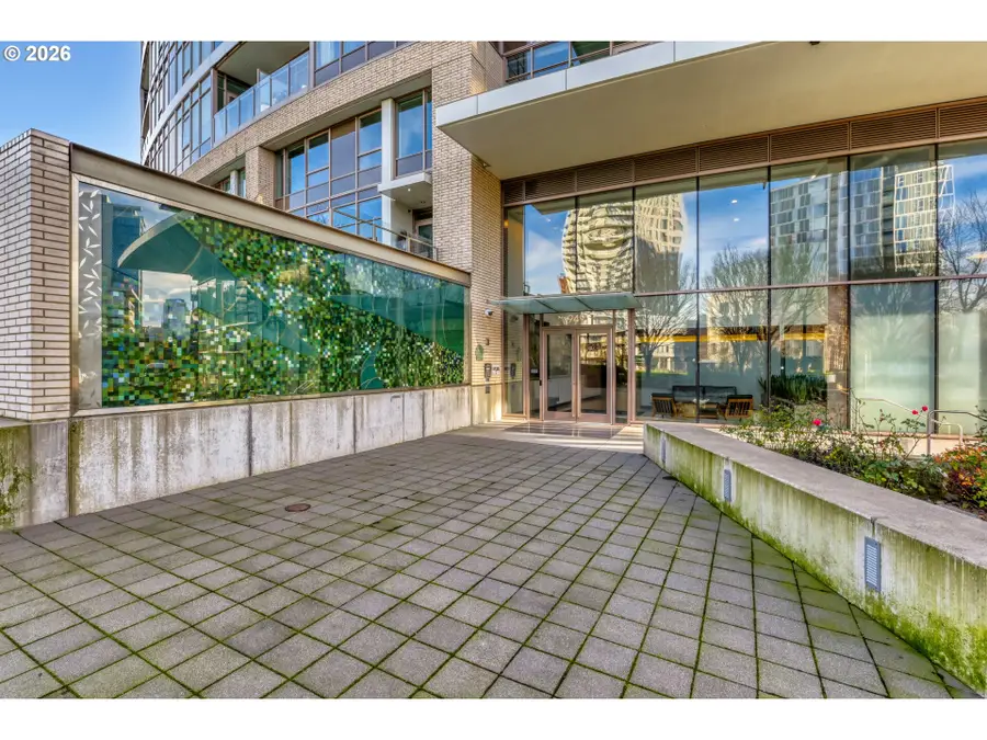 949 NW Overton St #513, Portland, OR 97209 - Image #2
