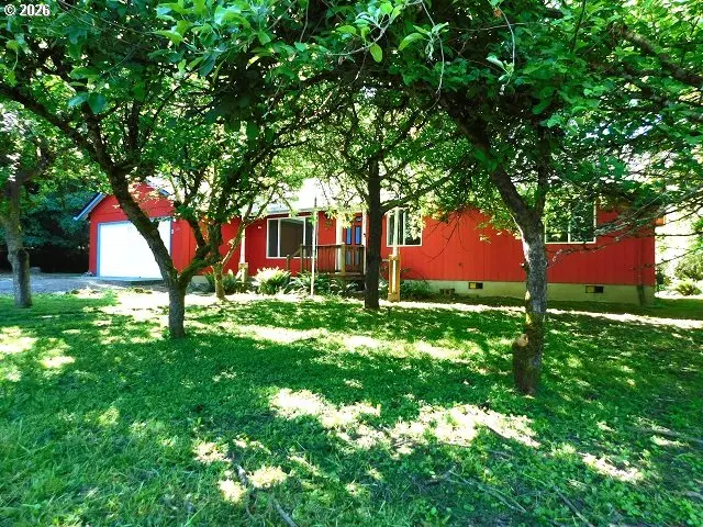 255 D St, Vernonia, OR 97064 - #1