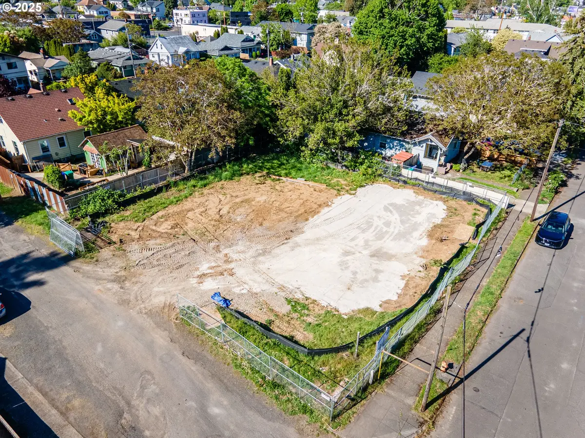 5528 SE Rhone St, Portland, OR 97206 - Image #1