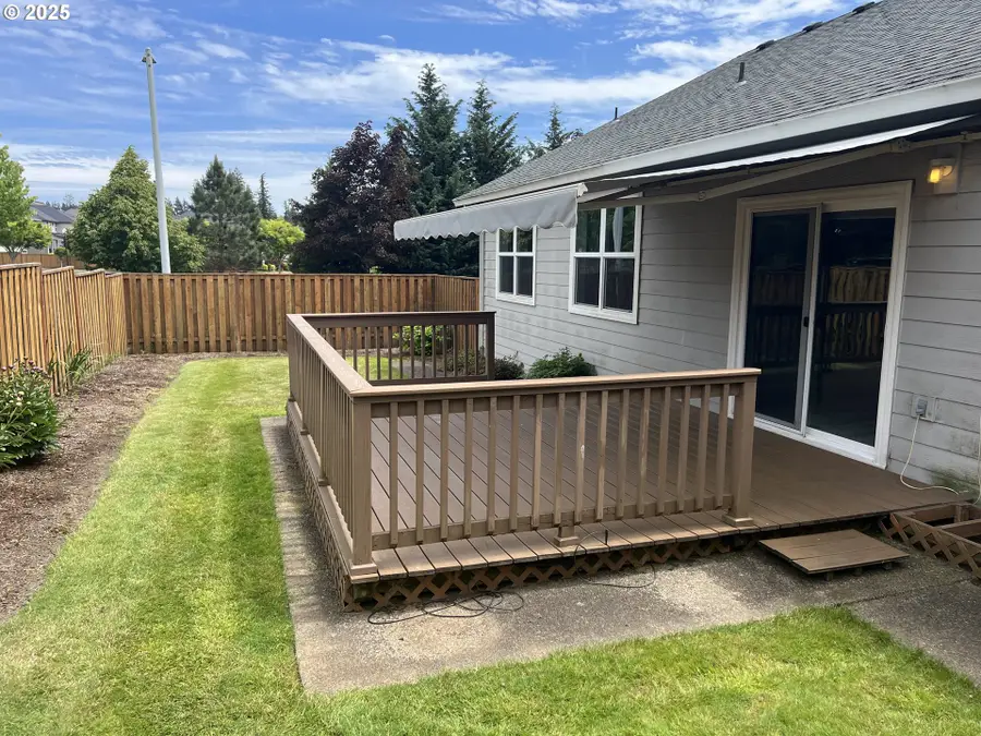 15193 SE Brackenbush Rd Se, Clackamas, OR 97015 - Image #3