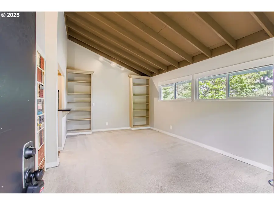 7514 SW Barnes Rd #A, West Haven Sylvan, OR 97225 - Image #2