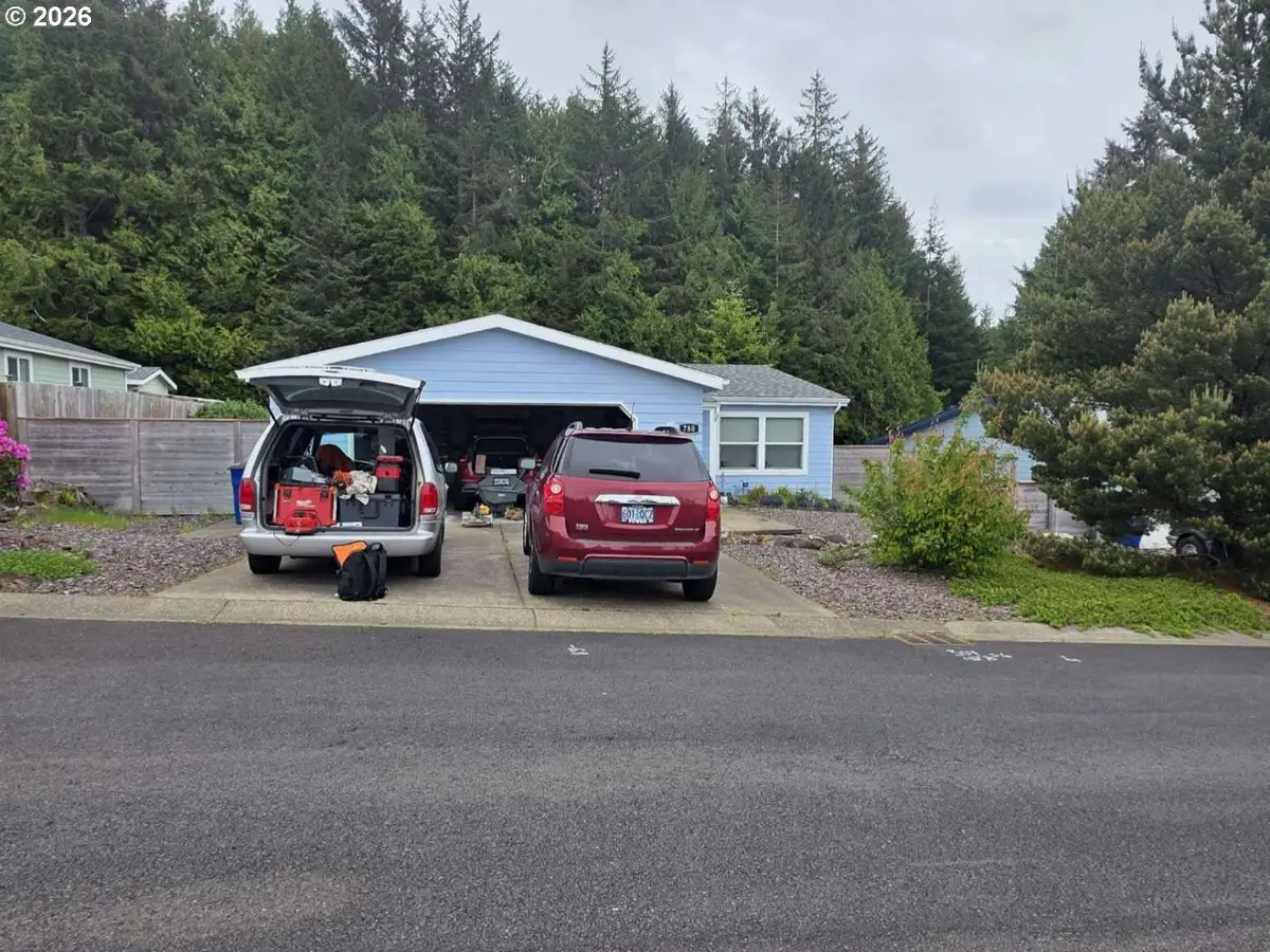 780 SE Winchell Dr, Depoe Bay, OR 97341 - #1