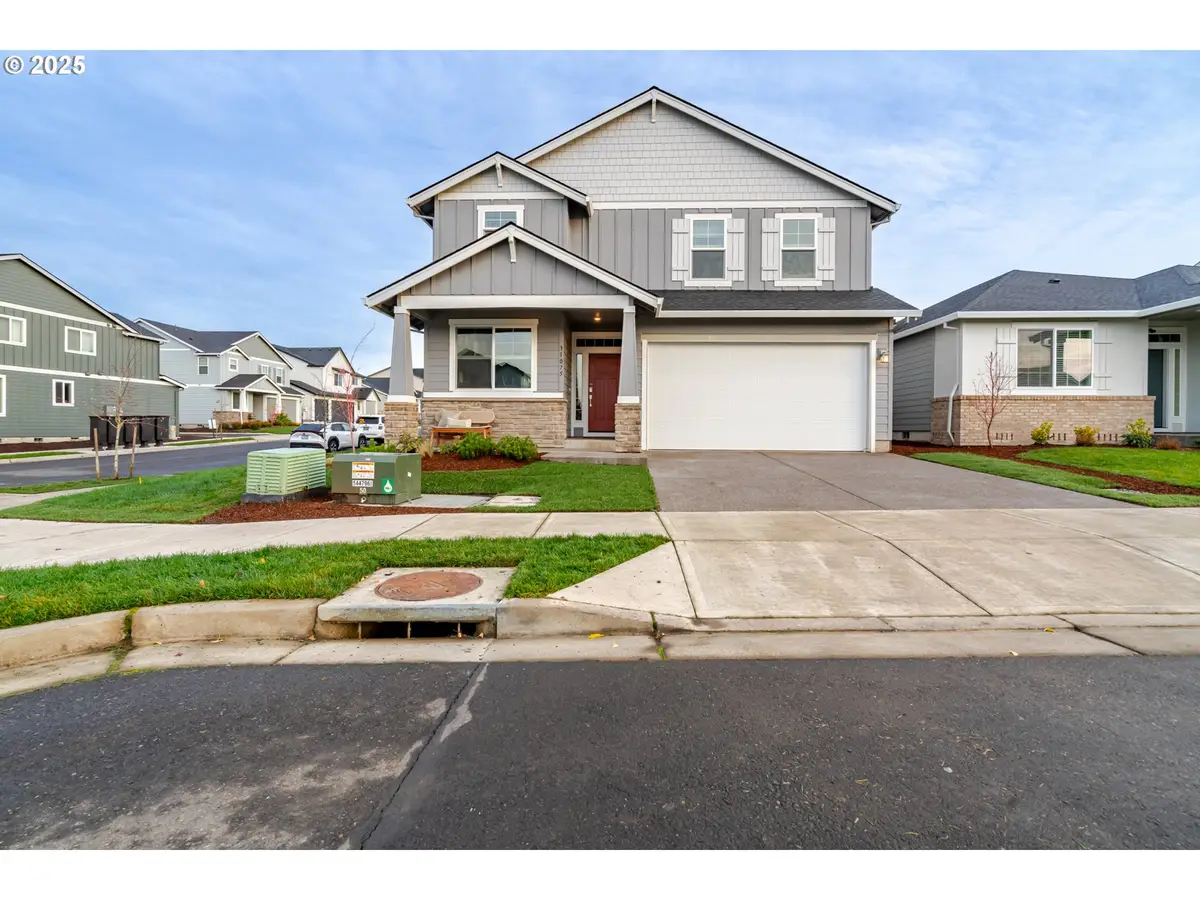 31075 NW Yorkshire St, North Plains, OR 97133 - Image #1