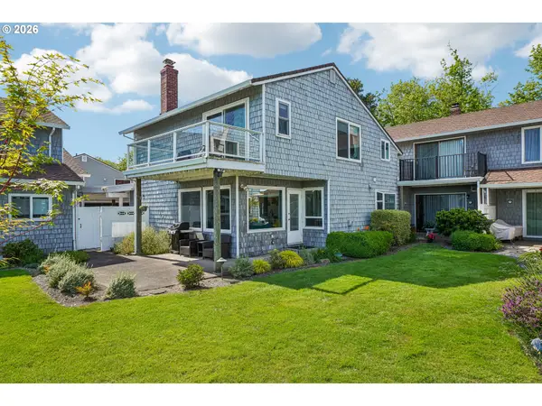 520 N Hayden Bay Dr, Portland, OR 97217