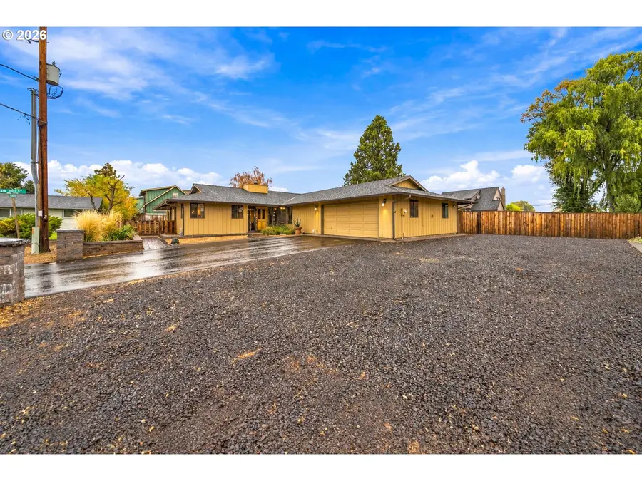 200 SW Beaver St, Prineville, OR 97754 - #2