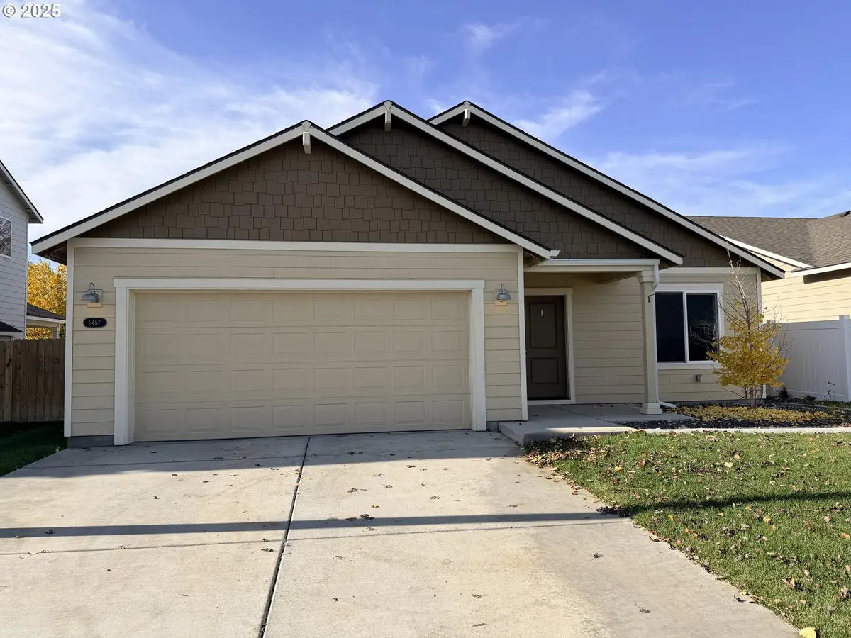 2457 NE 5th St, Hermiston, OR 97838 - Image #1