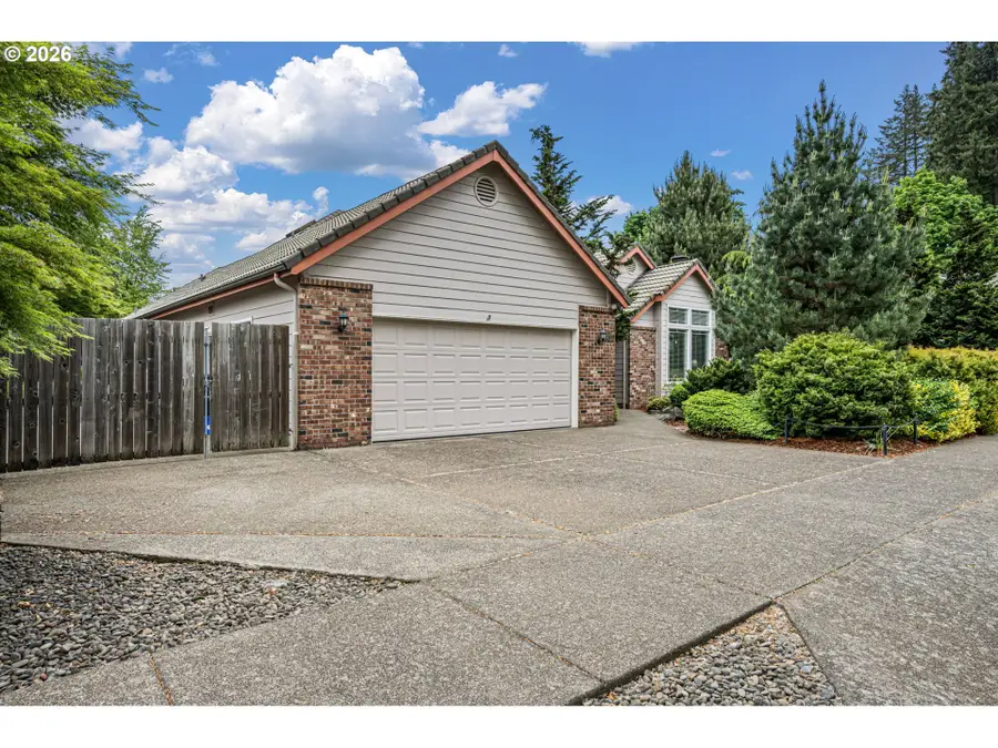 2101 Kingfisher Way, Eugene, OR 97401 - #2