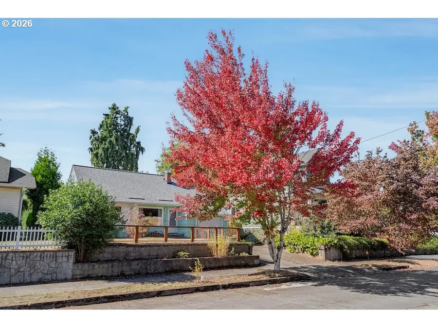 9534 N Kellogg St, Portland, OR 97203 - #3