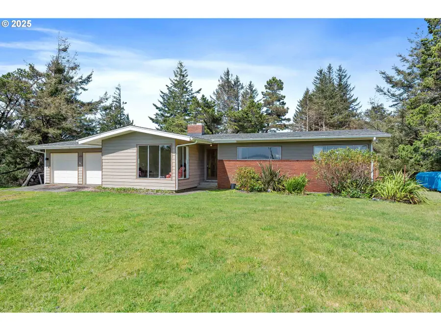 255 Coast Guard Hill Rd, Port Orford, OR 97465 - Image #2
