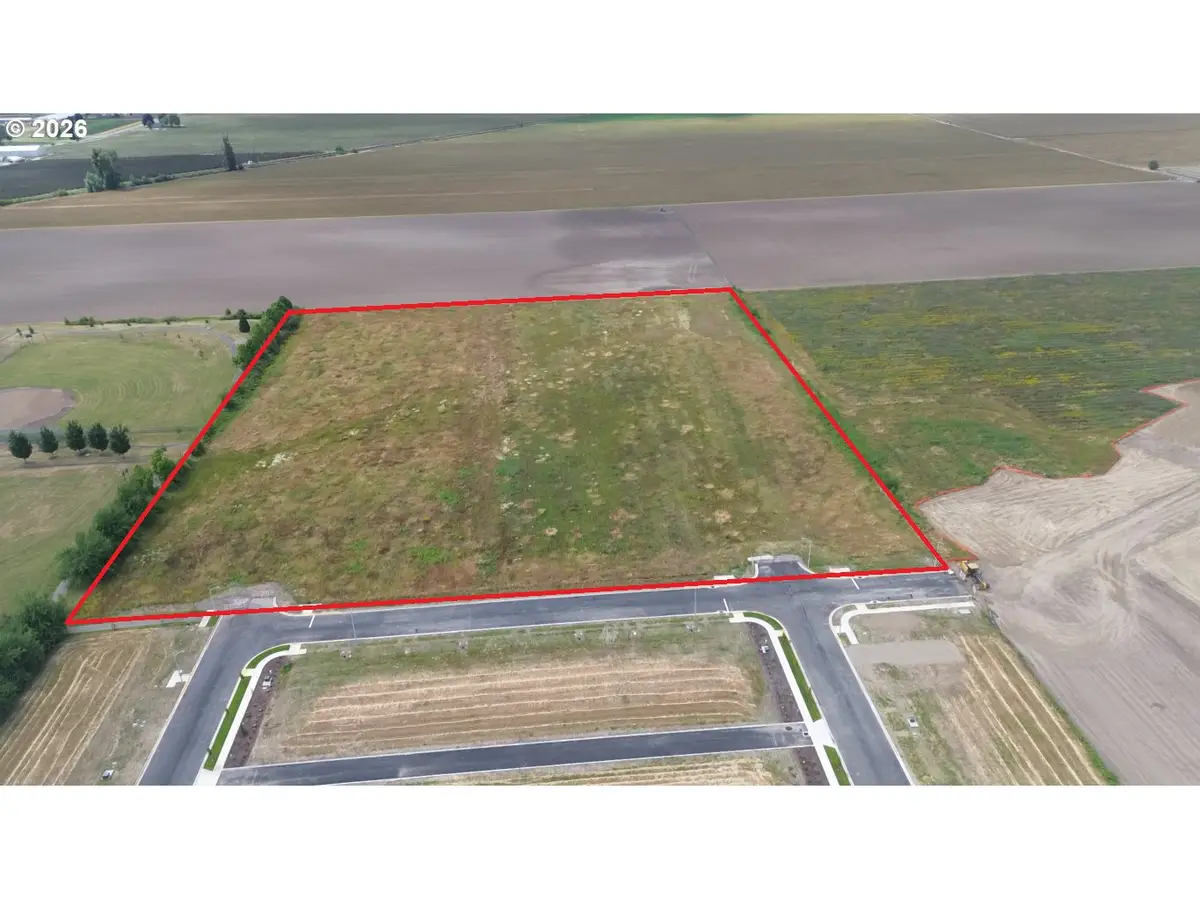 9008 NE Parr Rd, Woodburn, OR 97071 - #1