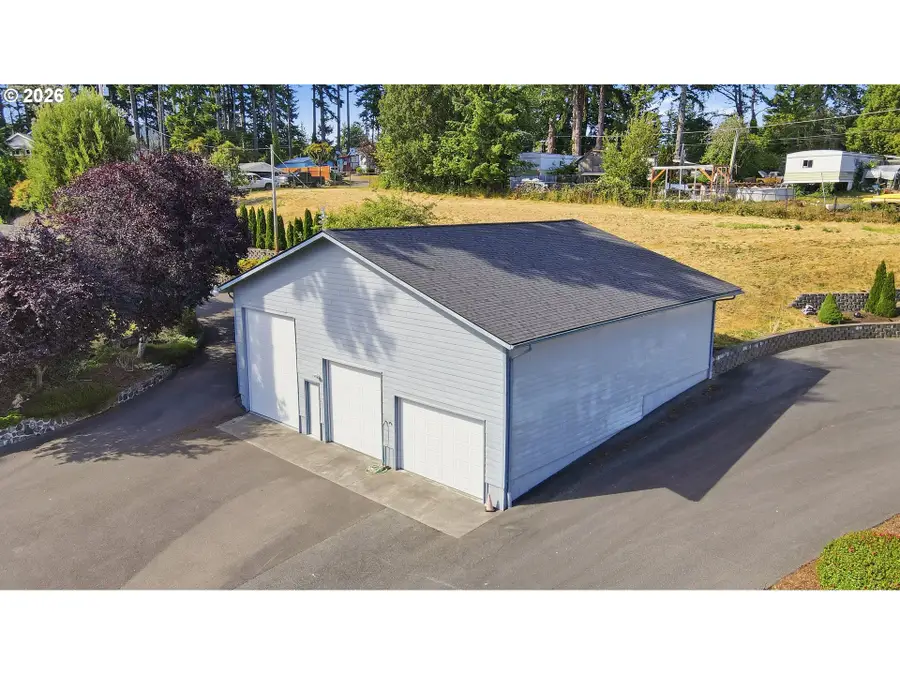 62874 Red Dike Rd, Coos Bay, OR 97420 - #3