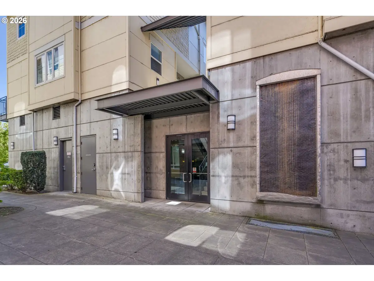 10606 SE Main St #204, Milwaukie, OR 97222 - #1