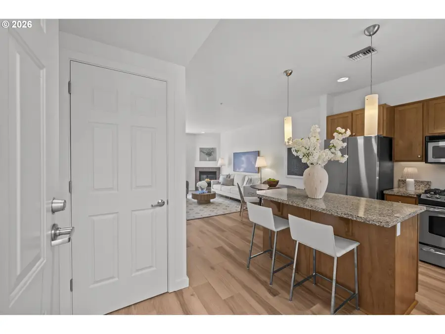 10606 SE Main St #204, Milwaukie, OR 97222 - #2