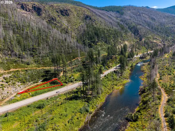 37989 N Santiam Hwy, Gates, OR 97346