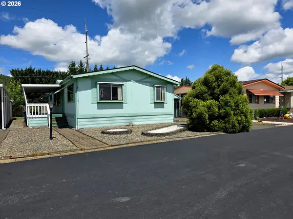 1200 E Central Ave #5, Sutherlin, OR 97479