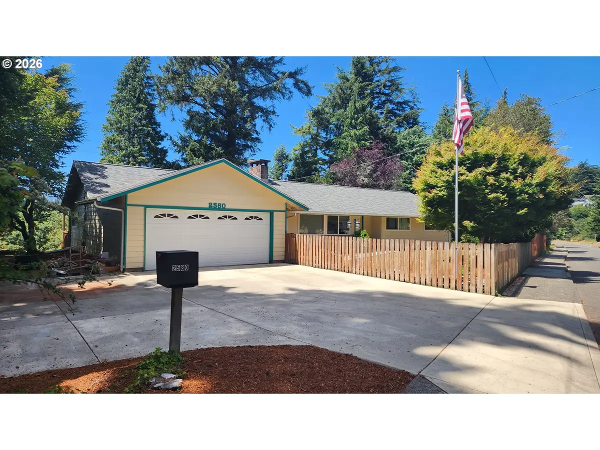 2580 Pony Creek Rd, North Bend, OR 97459 - #1