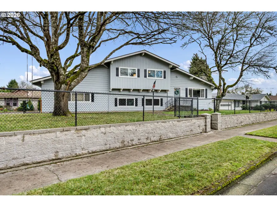 4795 Thunderbird St, Eugene, OR 97404 - Image #2